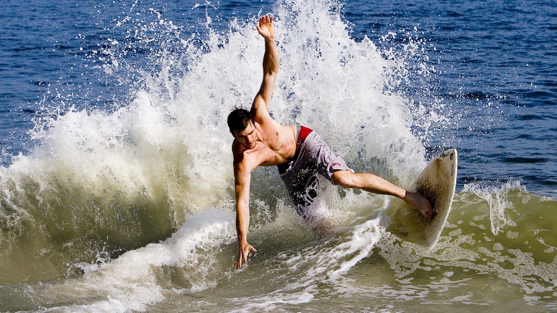 极限极速漂移赛,火爆水域上的速度狂飙,极限漂移二中文版